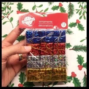 Miniature Christmas Vintage style Gift Box Ornaments